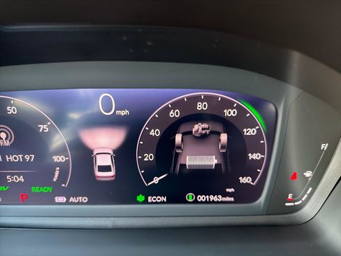 Used 2025 Honda Accord Sport image 29