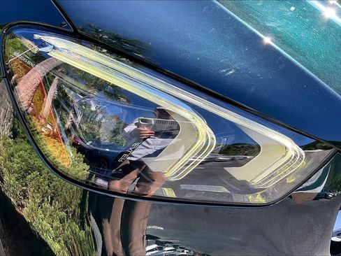 Used 2020 Mercedes-Benz GLE 350 4MATIC w/ Premium Package image 28