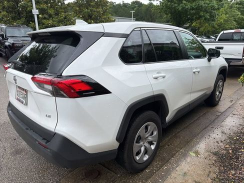 Used 2023 Toyota RAV4 LE FWD image 3