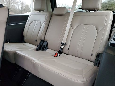 Used 2023 Ford Expedition Max Limited image 30