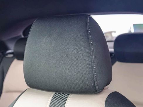 Used 2018 Honda Civic Sport image 22