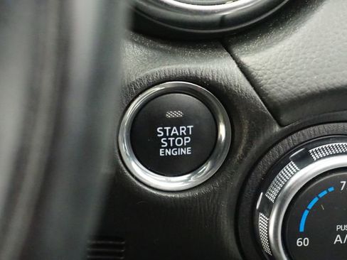 Used 2017 FIAT 124 Spider Abarth image 27