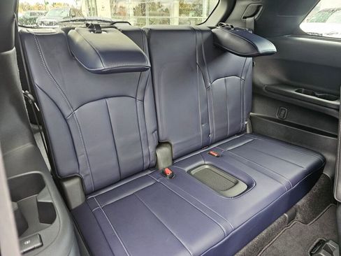 New 2026 INFINITI QX60 Sport image 17