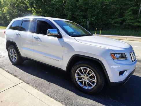Used 2015 Jeep Grand Cherokee Limited AWD/4WD image 4