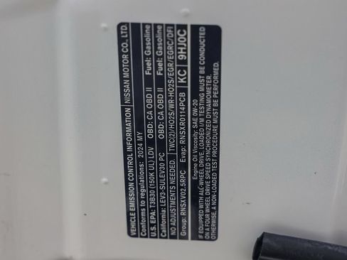 Used 2024 Nissan Altima 2.5 S FWD image 30