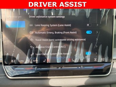 New 2026 Volkswagen Tiguan SE image 4