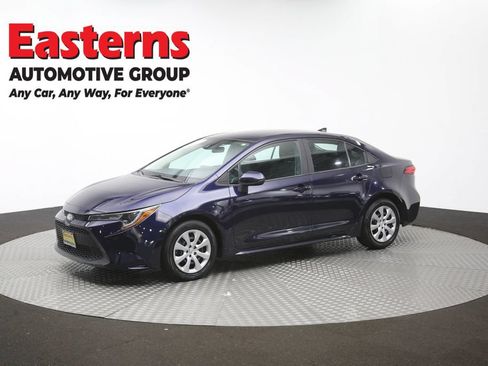 Used 2021 Toyota Corolla LE FWD image 56