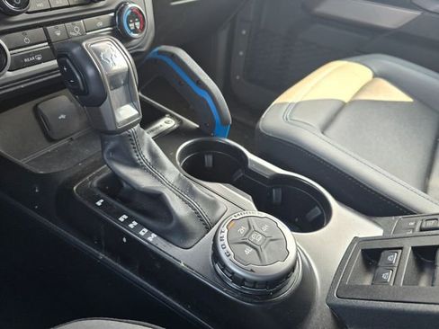 Used 2022 Ford Bronco Black Diamond AWD/4WD image 16