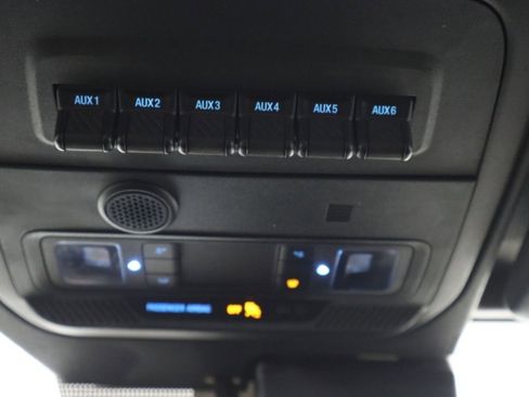Used 2022 Ford Bronco Wildtrak AWD/4WD image 21
