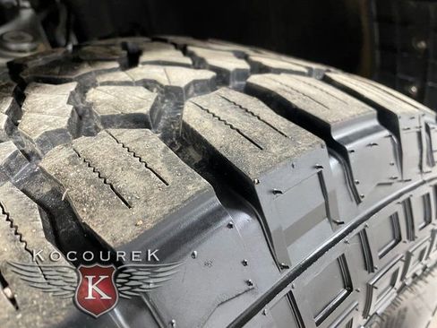 Used 2022 Ford Bronco Wildtrak image 8