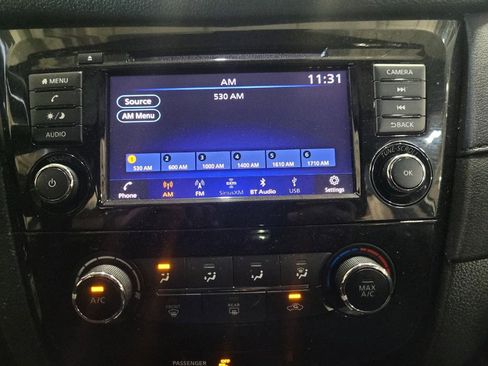 Used 2019 Nissan Rogue S AWD/4WD image 25