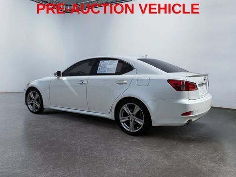 Used 2012 Lexus IS 250 w/ Premium Pkg Value Edition RWD image 5