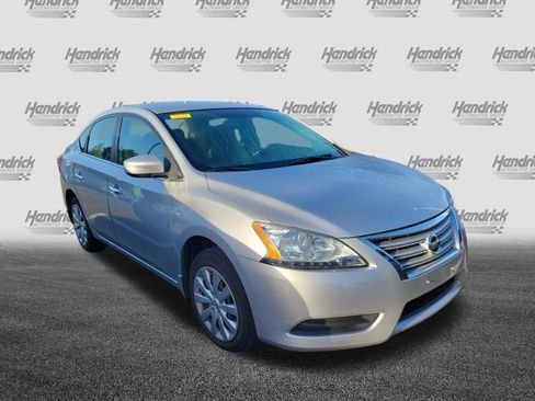 Used 2015 Nissan Sentra S image 2