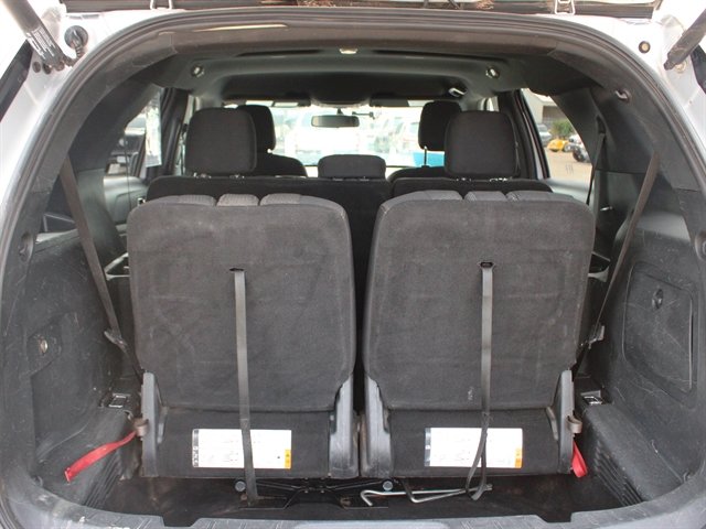 Used 2019 Ford Explorer XLT w/ Equipment Group 201A AWD/4WD image 23