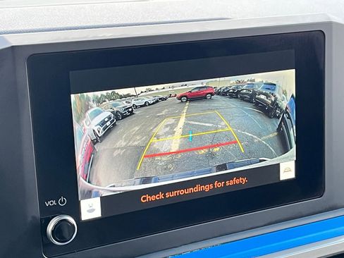 Used 2025 Toyota Tacoma TRD Off-Road image 17