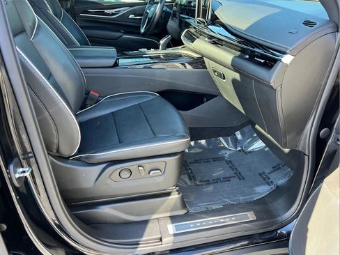 Used 2022 Cadillac Escalade Sport w/ Touring Package image 14