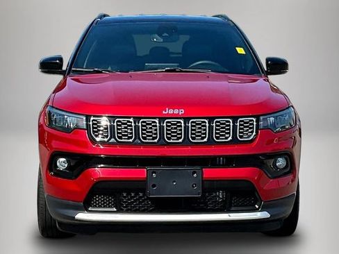 Used 2025 Jeep Compass Limited AWD/4WD image 2