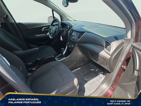 Used 2020 Chevrolet Trax LS w/ Tint and Cruise Package FWD image 31