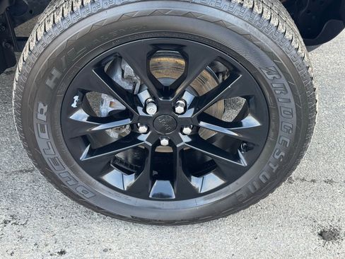 Used 2022 Jeep Wrangler Unlimited Sahara image 7