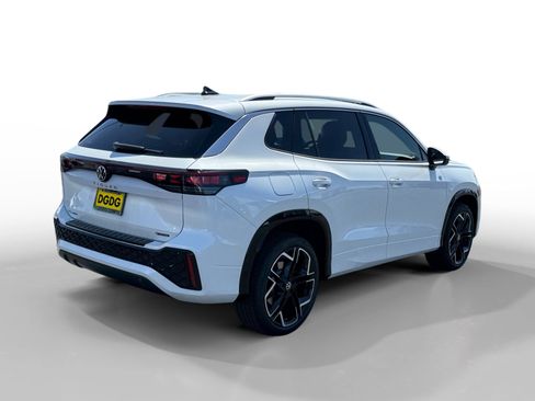 New 2026 Volkswagen Tiguan SEL R-Line AWD/4WD image 5