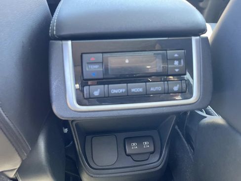Used 2021 Subaru Ascent Limited w/ Technology Package AWD/4WD image 19