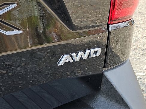 Used 2024 Ford Maverick Lariat w/ Black Appearance Package image 31