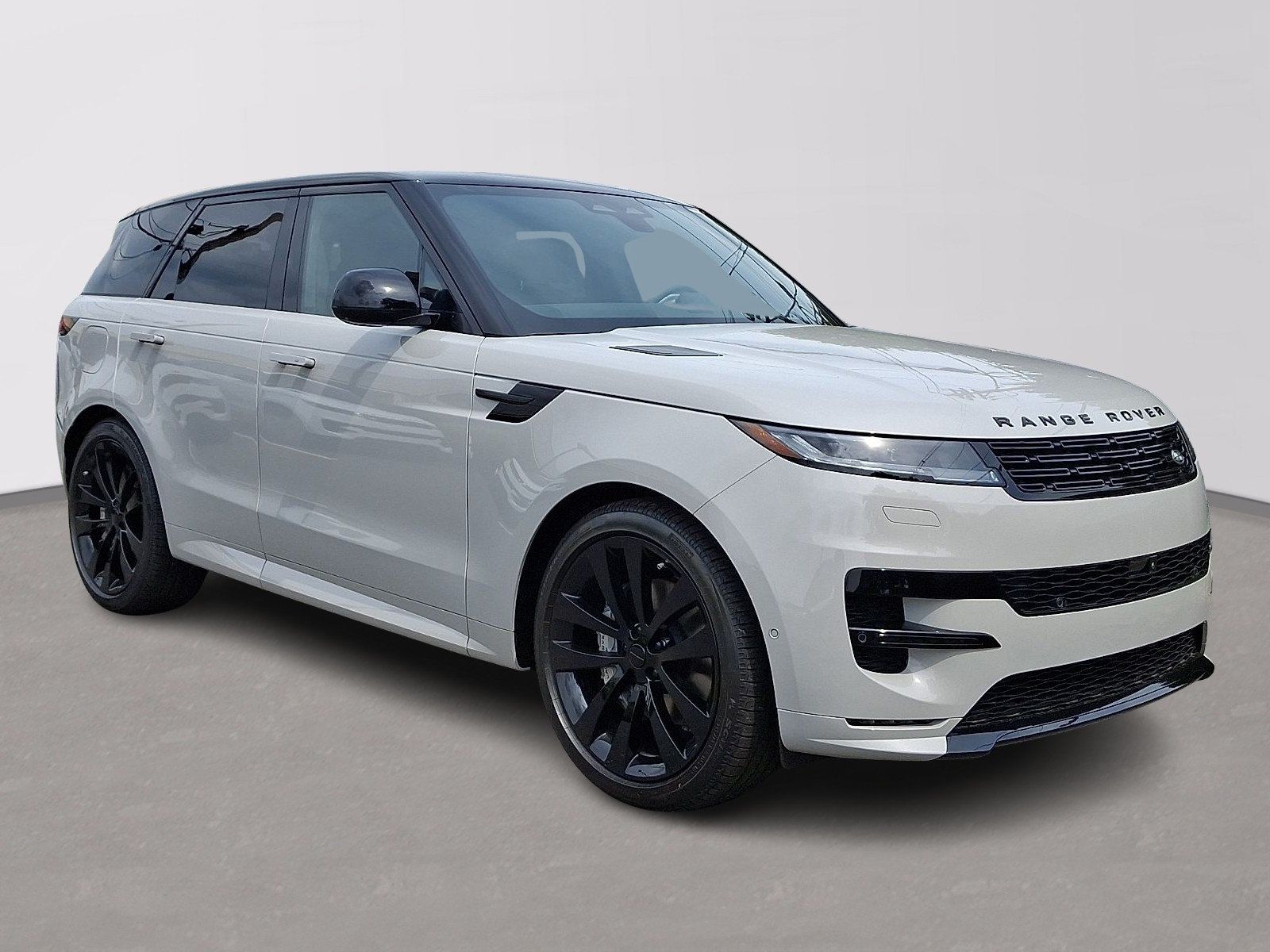 New 2026 Land Rover Range Rover Sport Dynamic SE AWD/4WD image 2