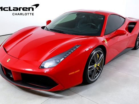 Used 2016 Ferrari 488 GTB RWD image 1