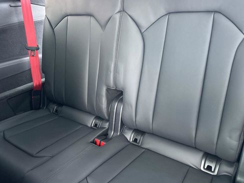 New 2026 Audi SQ7 Prestige image 14