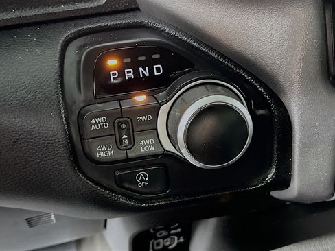Used 2019 RAM 1500 Big Horn AWD/4WD image 24