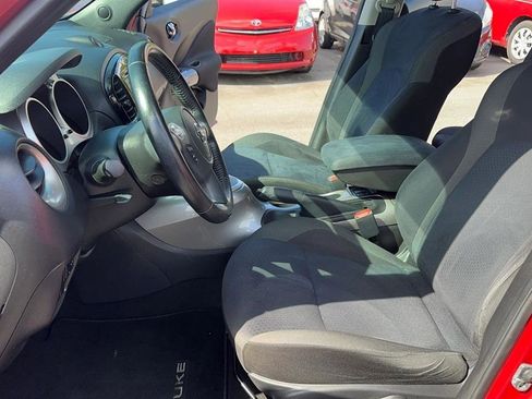 Used 2017 Nissan Juke SV FWD image 24