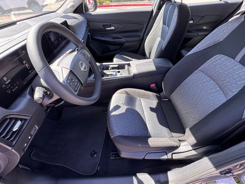 New 2026 Nissan Sentra SV image 9