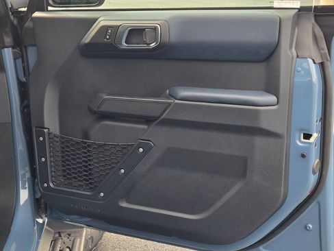 New 2025 Ford Bronco Heritage Edition image 5