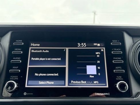 Used 2022 Toyota Tacoma SR image 24