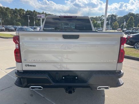 New 2026 Chevrolet Silverado 1500 Custom Trail Boss w/ LPO, Dark Essentials Package image 7