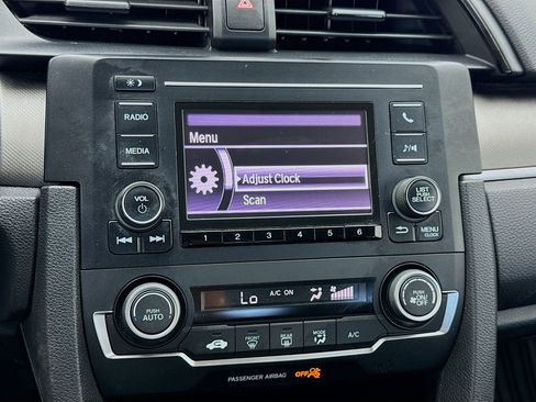 Used 2020 Honda Civic LX image 9