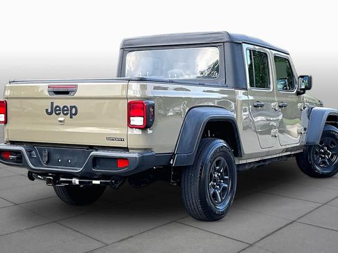 Used 2020 Jeep Gladiator Sport AWD/4WD image 13