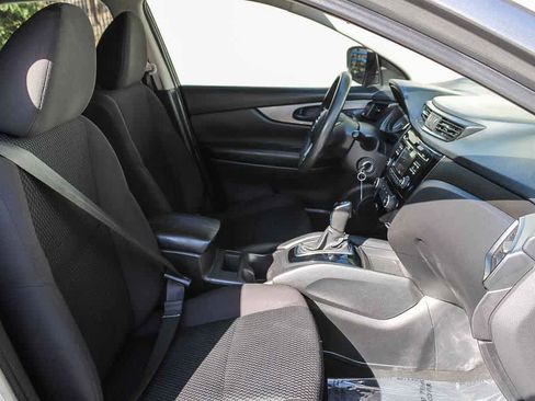 Used 2018 Nissan Rogue Sport S w/ S Appearance Package FWD image 16