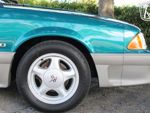 Used 1993 Ford Mustang GT RWD image 40