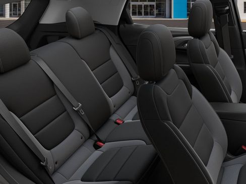 New 2026 Chevrolet TrailBlazer LT w/ Midnight Edition FWD image 15