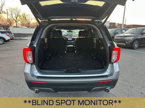 Certified 2022 Ford Explorer XLT w/ Equipment Group 202A image 20