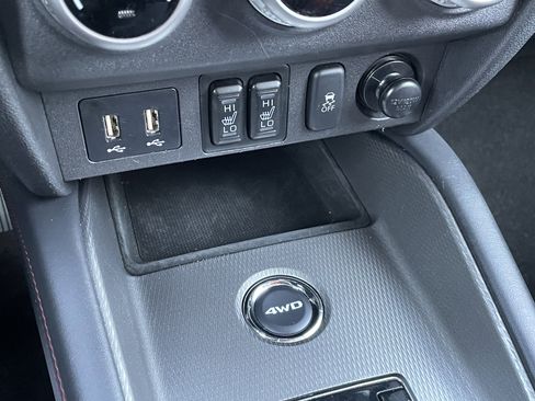 Used 2024 Mitsubishi Outlander Sport AWD image 24