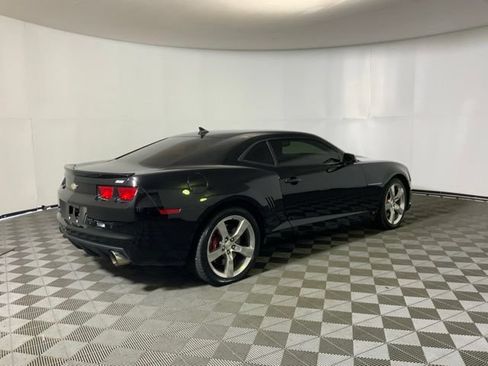 Used 2010 Chevrolet Camaro SS RWD image 5