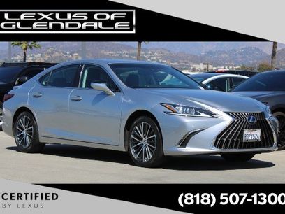 Certified 2022 Lexus ES 300h w/ Premium Package