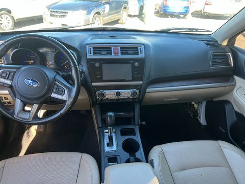 Used 2015 Subaru Outback 2.5i Limited image 11
