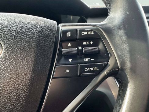 Used 2016 Hyundai Sonata Sport w/ Option Group 1V FWD image 22