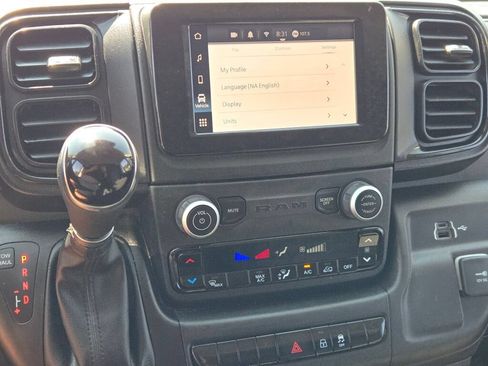 Used 2023 RAM ProMaster 2500 FWD image 21