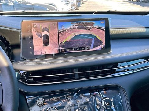 New 2026 INFINITI QX60 Luxe image 11