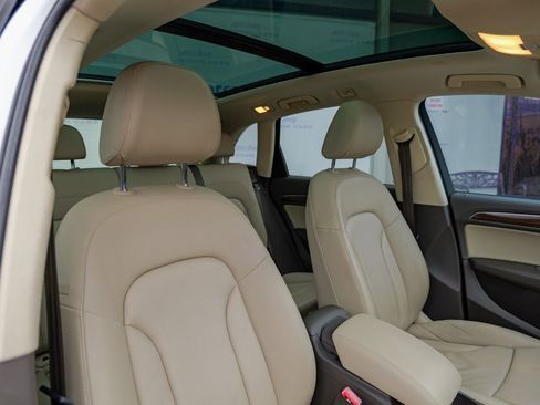 Used 2016 Audi Q5 2.0T Premium image 34