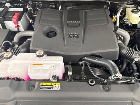 New 2026 Toyota Tundra SR5 AWD/4WD image 36